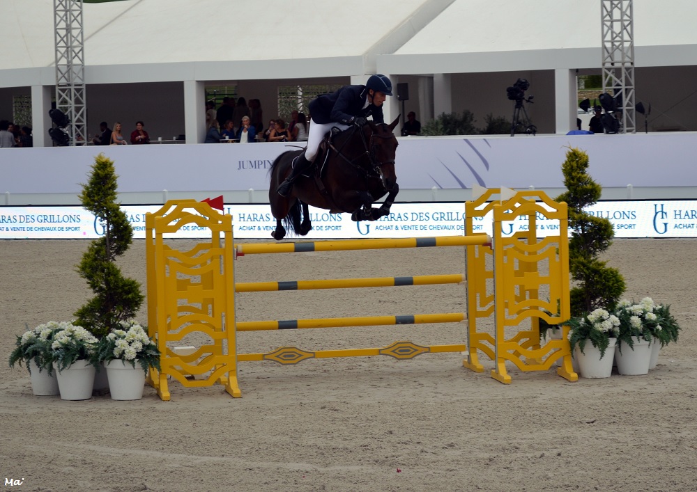 190901_jumping_Valence_8