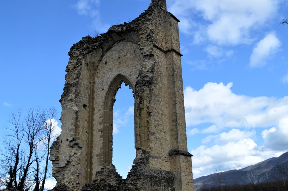 ruines de château fort