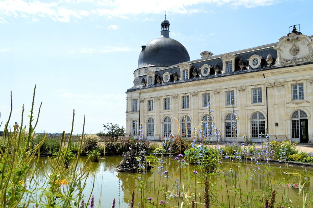 cour fleurie du château de Valençay
