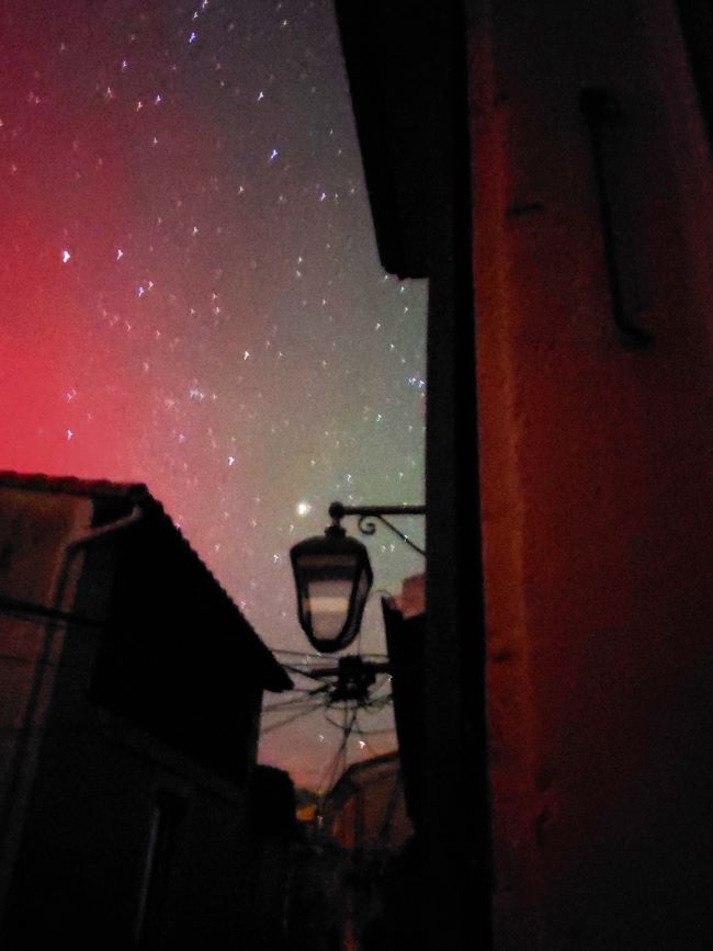 aurore boréale de faible intensité