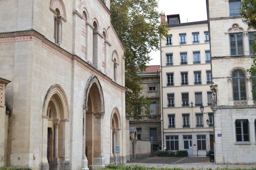 place en centre ville