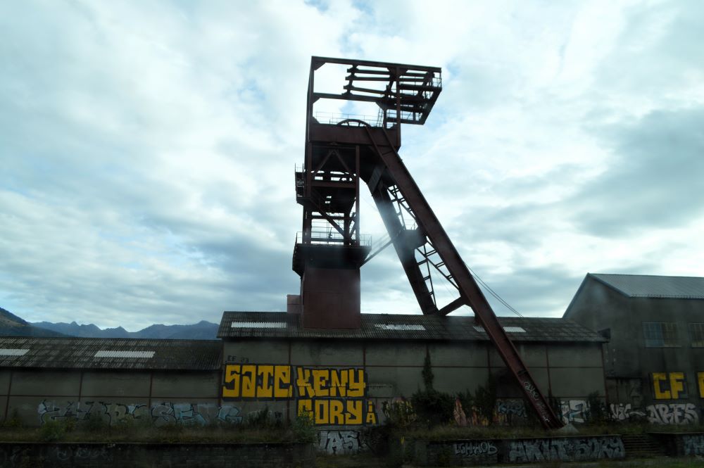 un chevalement de mine