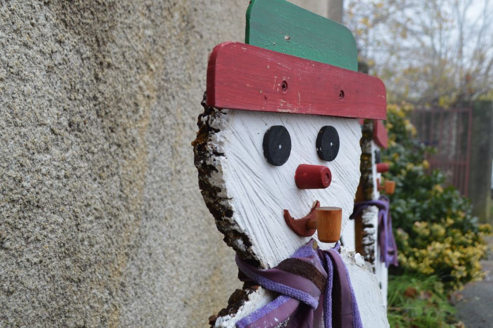 bonhomme de neige en bois