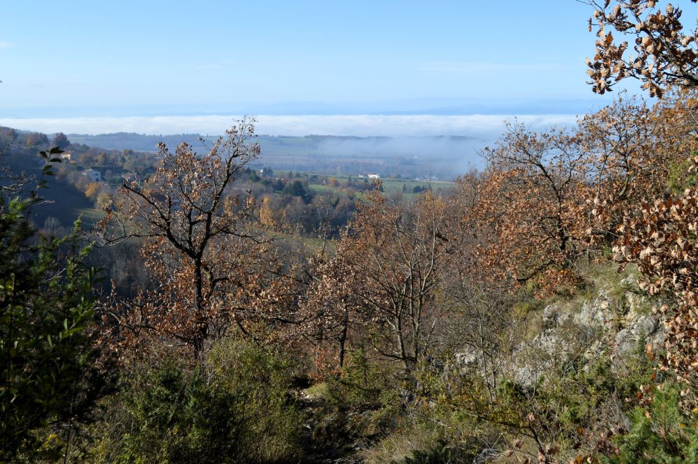 une mer de nuages sur la plaine de Valence