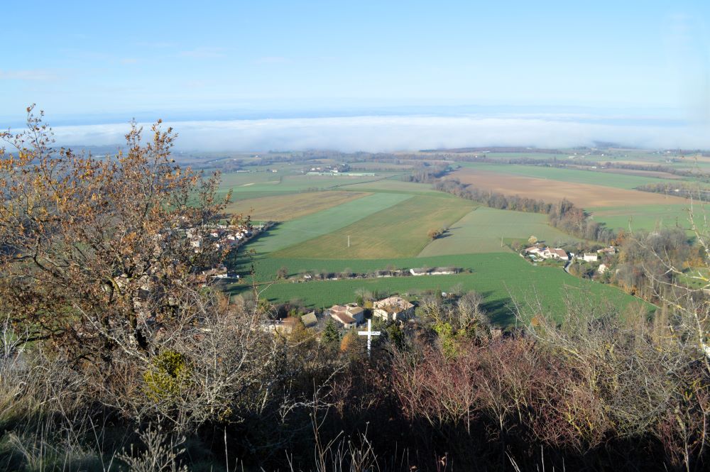 une mer de nuages sur la plaine de Valence