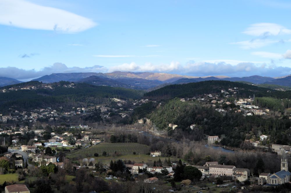 Paysage de basse montagne