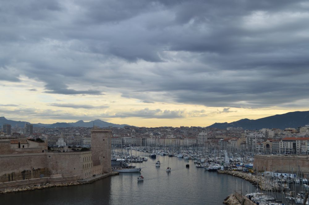 l'entrée du vieux port de Marseille