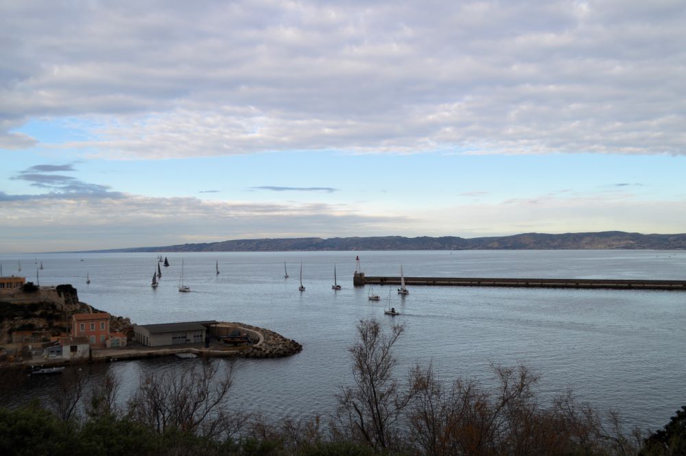 la sortie du vieux port de Marseille