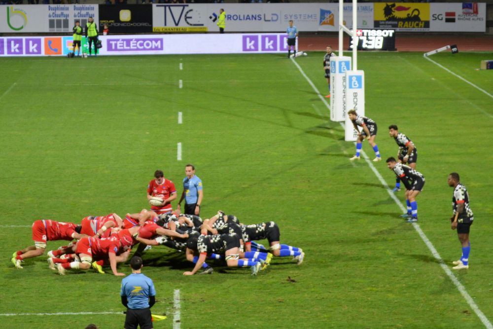 une mêlée pendant un match de rugby