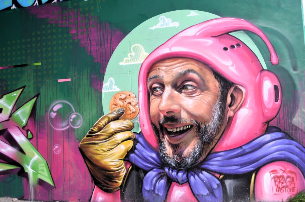 street art sous le pont des Lônes en Ardèche par le collectif Sorry Graffiti