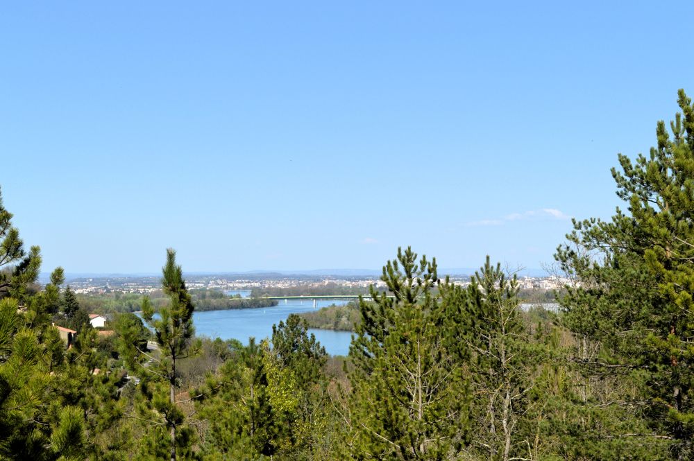 une vue sur la vallée du Rhône