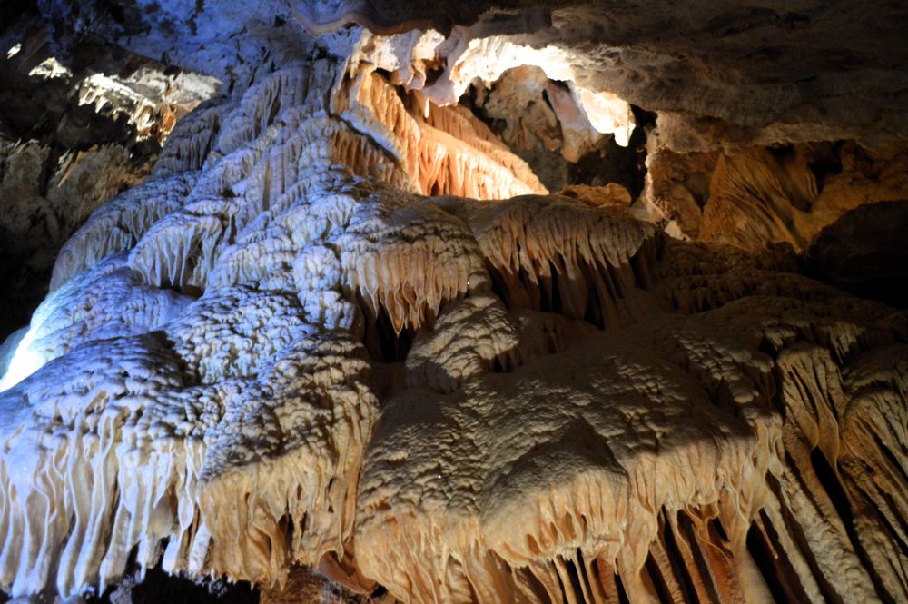 concrétions souterraines de l'Aven d'Orgnac