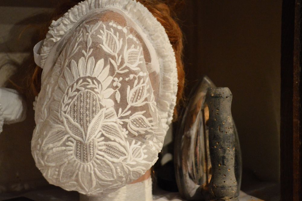 bonnet en dentelle du début du vingtième siècle