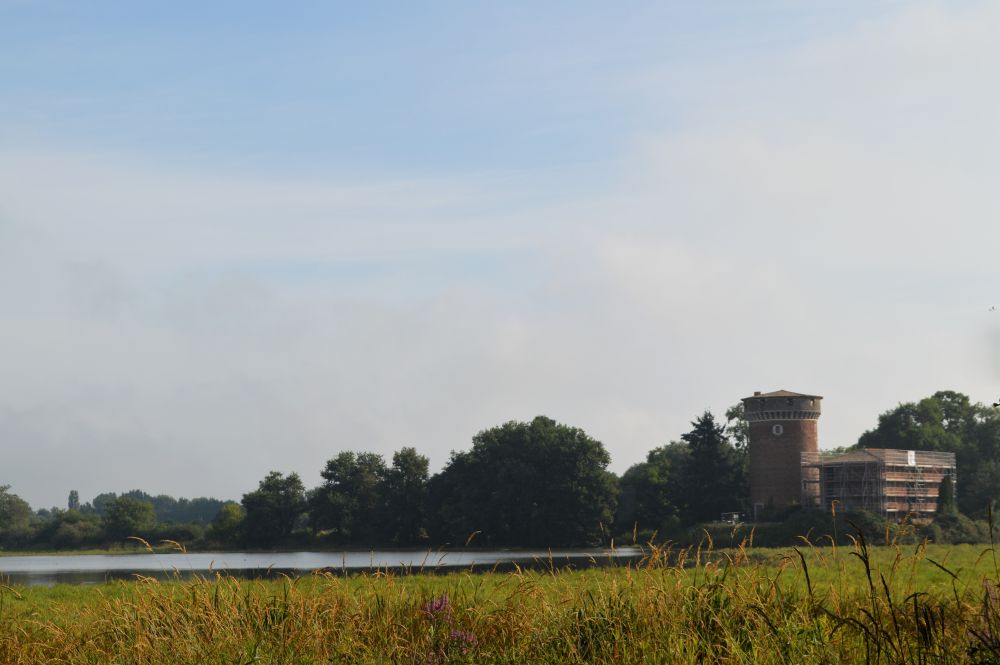 Au bord de l'étang du Plantay