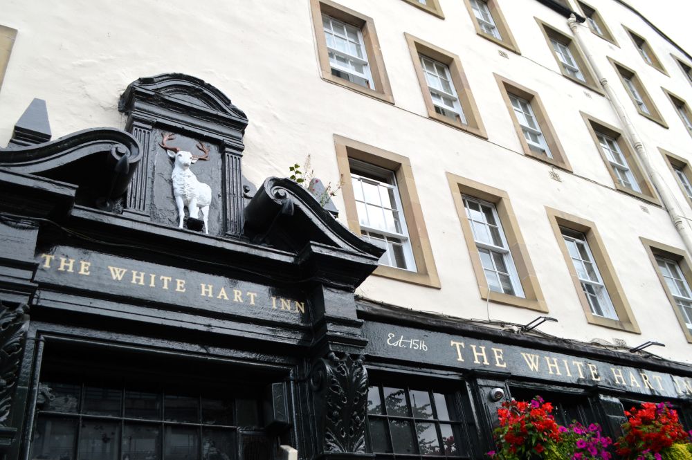 façade du pub The White Hart Inn à Edimbourg