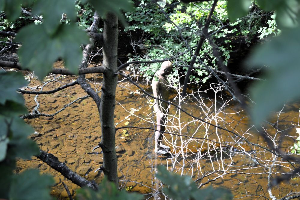 sculpture dans la Water of Leith à Edimbourg