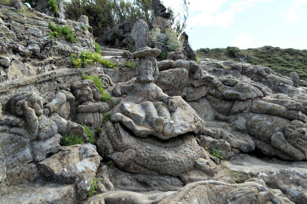 rochers sculptés de Rothéneuf