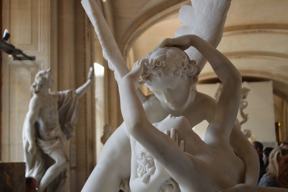 sculpture Psyché ranimée par le baiser de l'amour de Canova