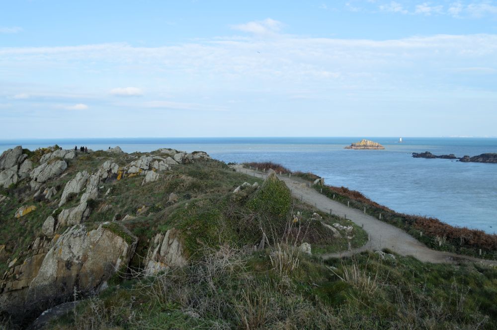 vue sur la cote depuis  la pointe du Grouin