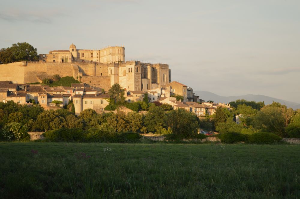 vue sur le château de Grignan