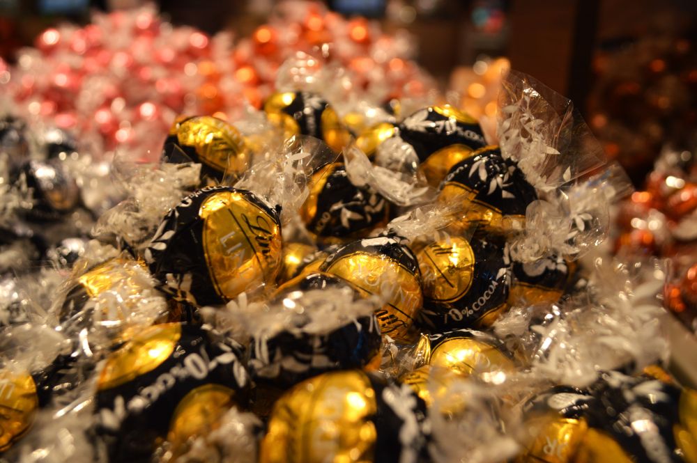 pile de bonbons de chocolat lindor