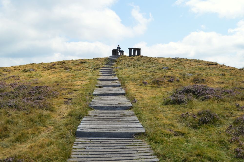 les escaliers de la montée vers la Banne d'Orchande