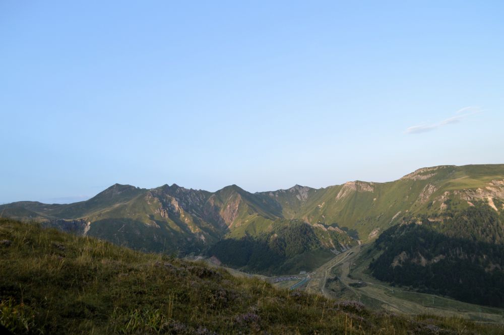 vue depuis le plateau de Durbise sur le Puy de Sancy