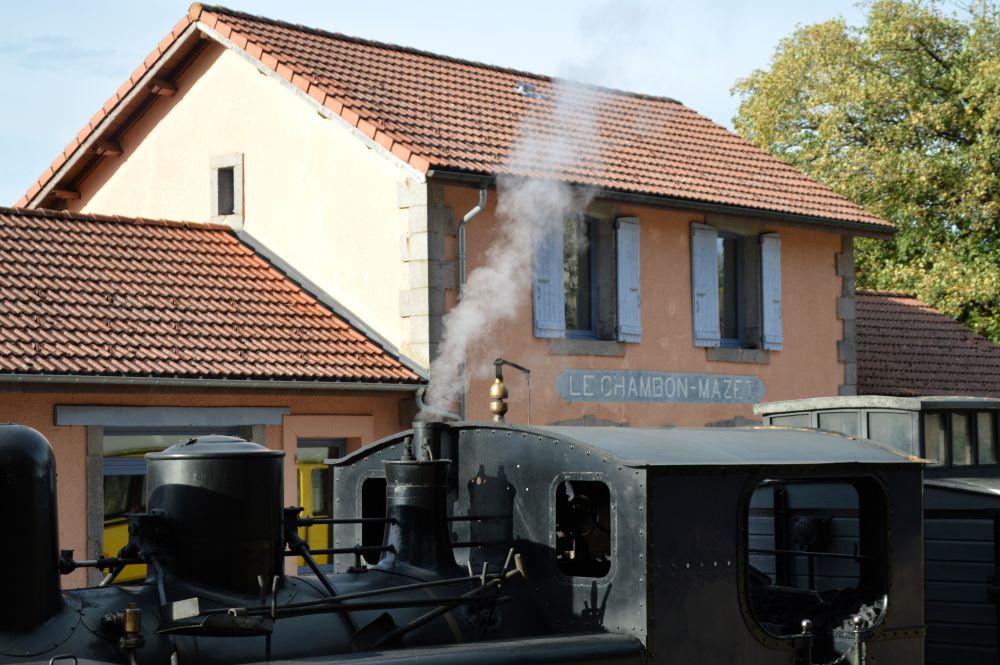 le Velay Express en gare du Chambon sur Lignon