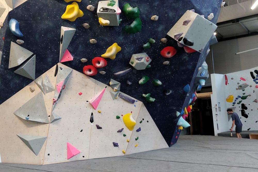 bloc d'escalade en salle